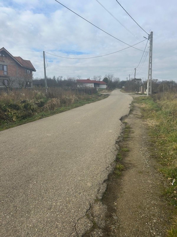 19 ari  cu deschidere la 2 drumuri