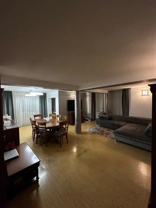Casa individuala/ ultracentral / finisata