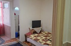 Garsoniera etaj 2