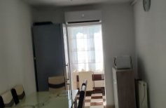 Vanzare 2 camere   etaj 2  Dumbrava  N